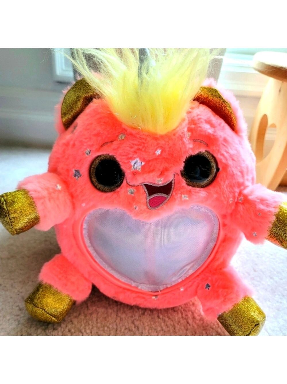 Zuru Rainbocorns Stuffed Unicorn With  Glitter Wings